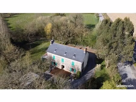 grande longère exposée sud  habitable immédiatement