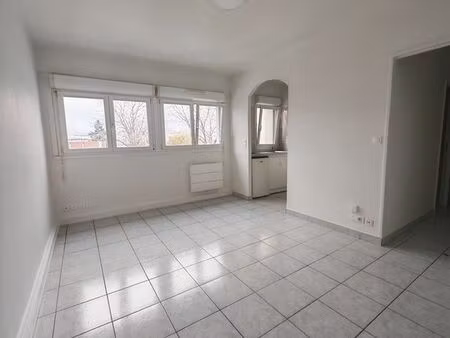 2 pièces - 43m2 - nancy 54100 quartier beauregard-boufflers-buthegnémont