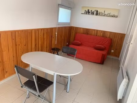 particulier propose studios saint-lô