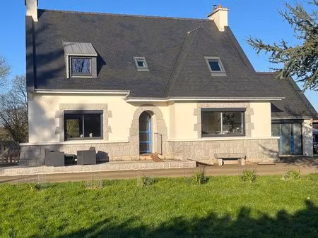 maison 7 pièces tréglamus