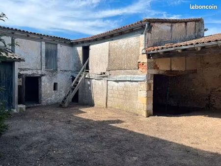 authentique chai à transformer en villa avec jardin (pc accordé)