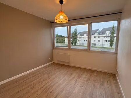 studio non meublé campus de kerlann