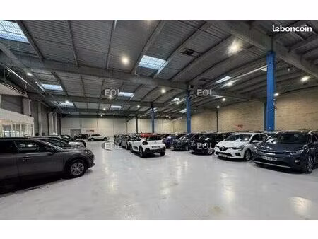 local industriel 3 162 m²