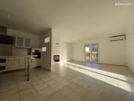 maison 119m2  4 chambres sur 597 m2 de terrain