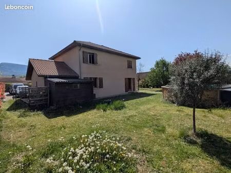 maison familiale 138 m² – dpe c – au calme & jardin 1000 m²