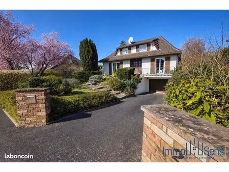 maison 7 pièces 168 m²