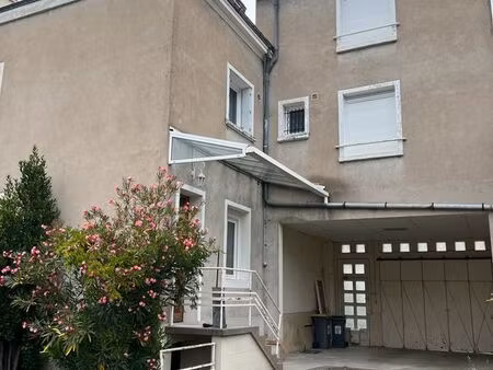 tours grammont à louer grande maison 5 chambres avec accès véhicules et dépendances