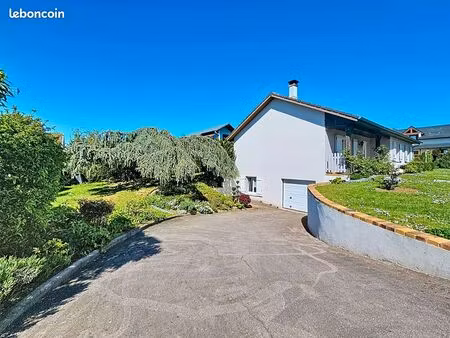 maison 6 pièces 135 m²