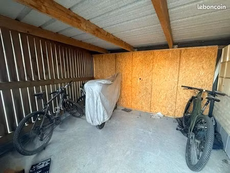 local local pour moto  scooter ou vélos