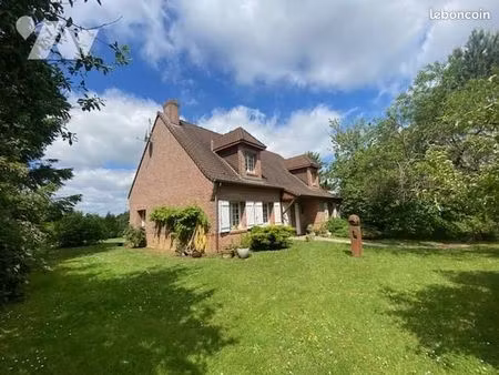 pavillon 10 pièces 180 m²
