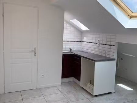 studio 1 pièce 11 m²