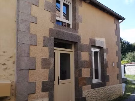 t2 petite maison de bourg