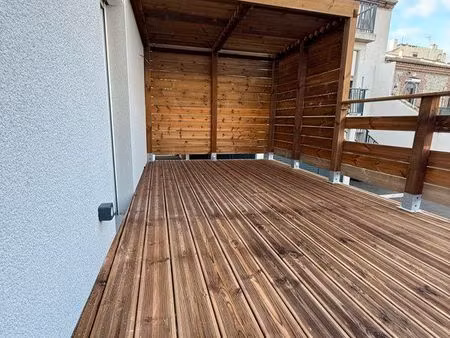 maison neuve terrasse parking