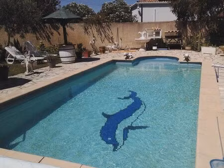 villa moderne et modulable de 136 m2 ( + 80 m2 de dépendances ) aux portes de nimes et mon