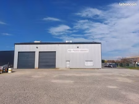 atelier équipé d'un pont roulant 5 tonnes et bureaux au sud de toulouse