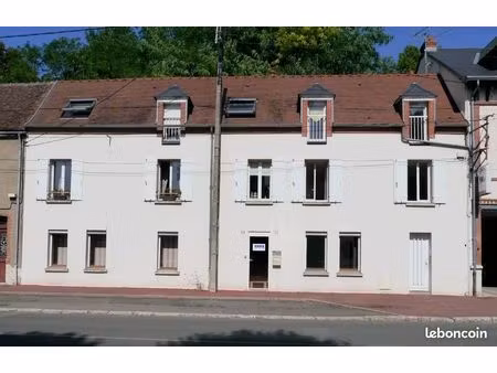 bureau 90m² à louer  bord de loire