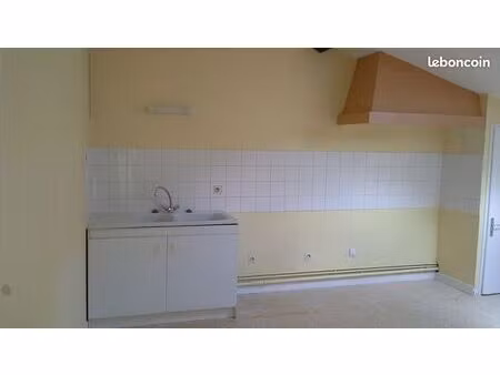 location appartement airvault