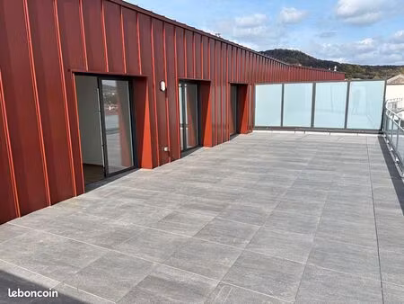 duplex 6 pièces 121 m²