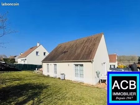 pavillon 5 pièces 90 m²