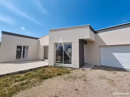 propriété 4 pièces 106 m²