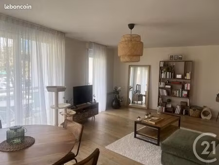 appartement 2 pièces 69 m²