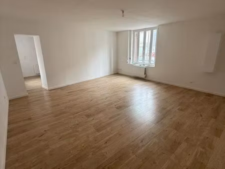 appartement t3 rdc cambrai 82m2