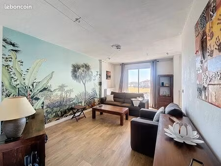 appartement 3 pièces 80 m²