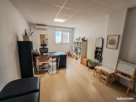 bureau paramédical meublé – la rochelle – temps partiel possible – tout inclus