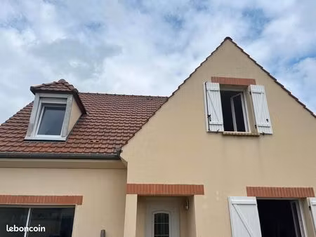 maison individuelle 110 m² rénovée  terrain 1 000 m²  garage 26 m²  vendue louée