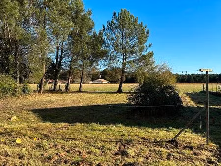 maison et grange sur grand terrain constructible