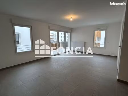 appartement 3 pièces 65 m²