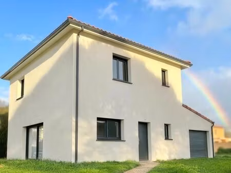 maison 4 pièces 80 m²