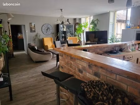 a vendre appart t4 charlieu hyper centre