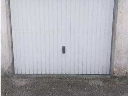 location box / garage sécurisé