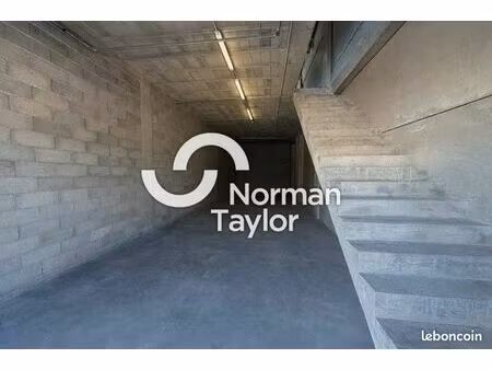 local d'activité 160 m²