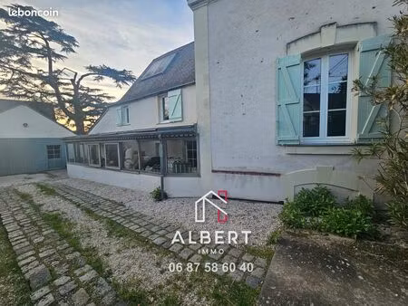 maison 6 pièces 200 m²