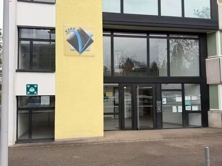 bureau à louer 10m2