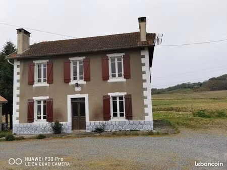 maison béarnaise très saine  idéal pour investisseur. possibilité de créer 2 3 à logements
