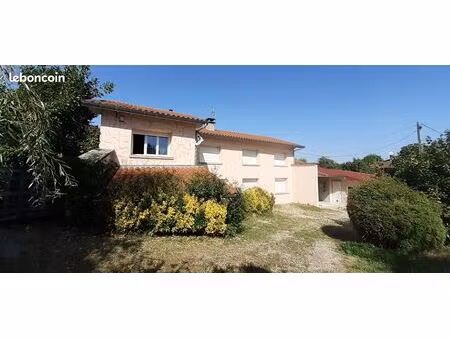 maison de campagne (152m² en 2 : f4 et f2) terrain 2200m²