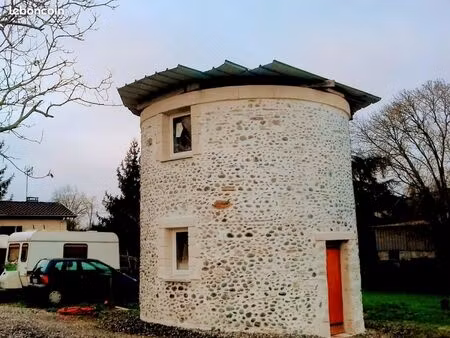 terrain de construction  50 km de océan et piste de ski