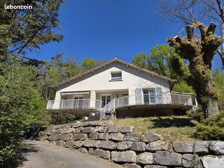 maison 5 pièces 141 m²