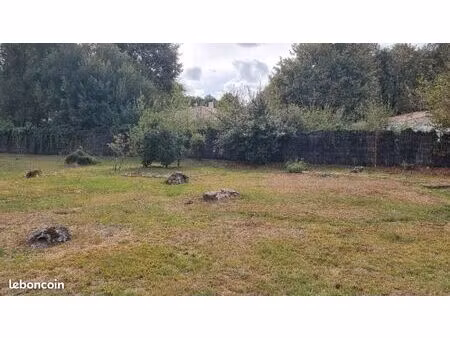 terrain 650 m² ludon medoc