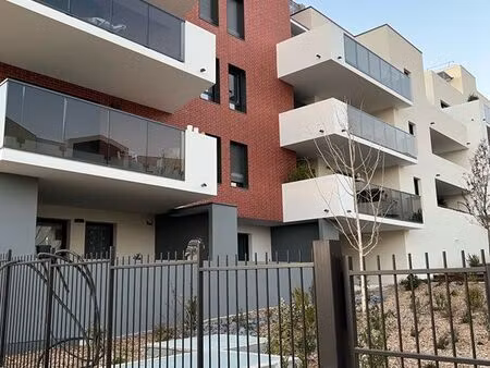 très bel appartement avec wifi quartier roquefraisse à saint jean de védas