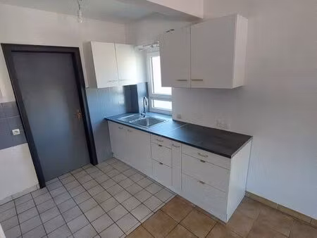 still appartement 3 pièces