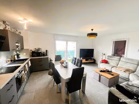 appartement 3 pièces 64 m²