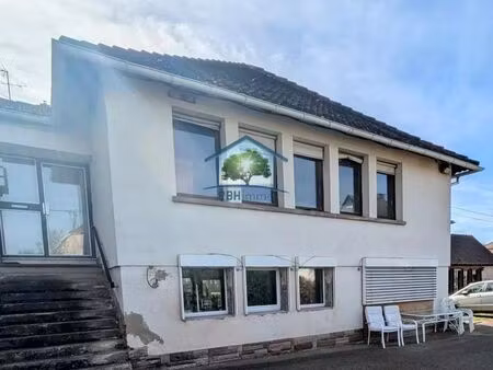 immeuble 5 pièces 150 m²