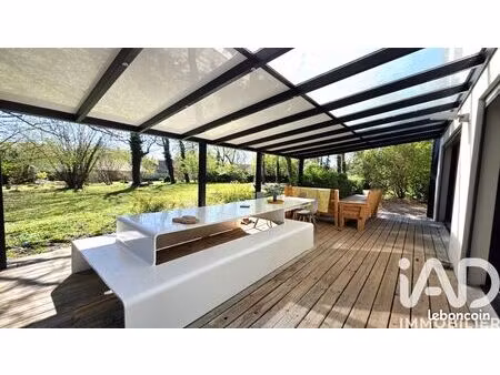 maison 7 pièces 212 m²