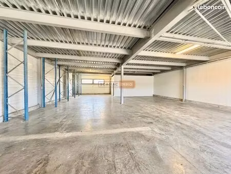 local industriel 230 m²