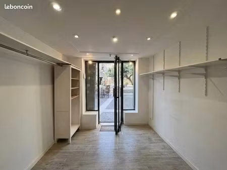 local commercial 147 m² frejus