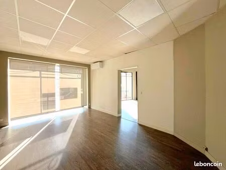 local commercial 95 m² saint raphael